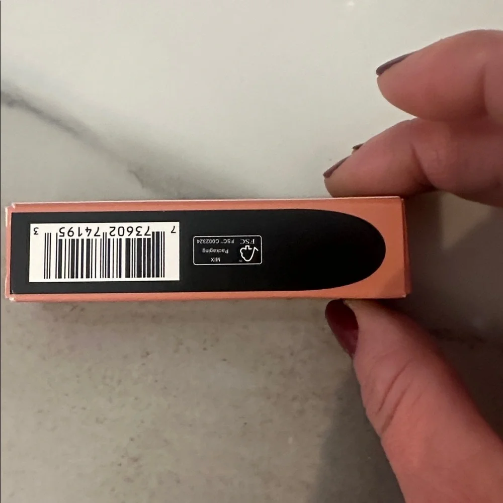 NWT Mac Lipstick in Fleshpot